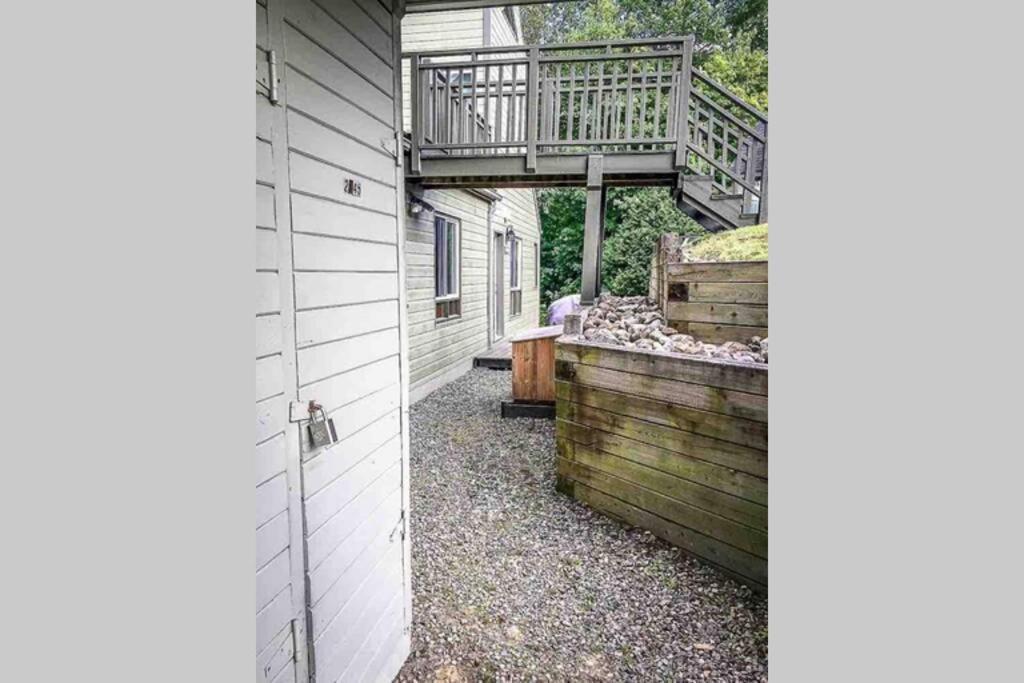 Ferienwohnung The Mountainside By Escapades Tremblant Mont-Tremblant Exterior foto